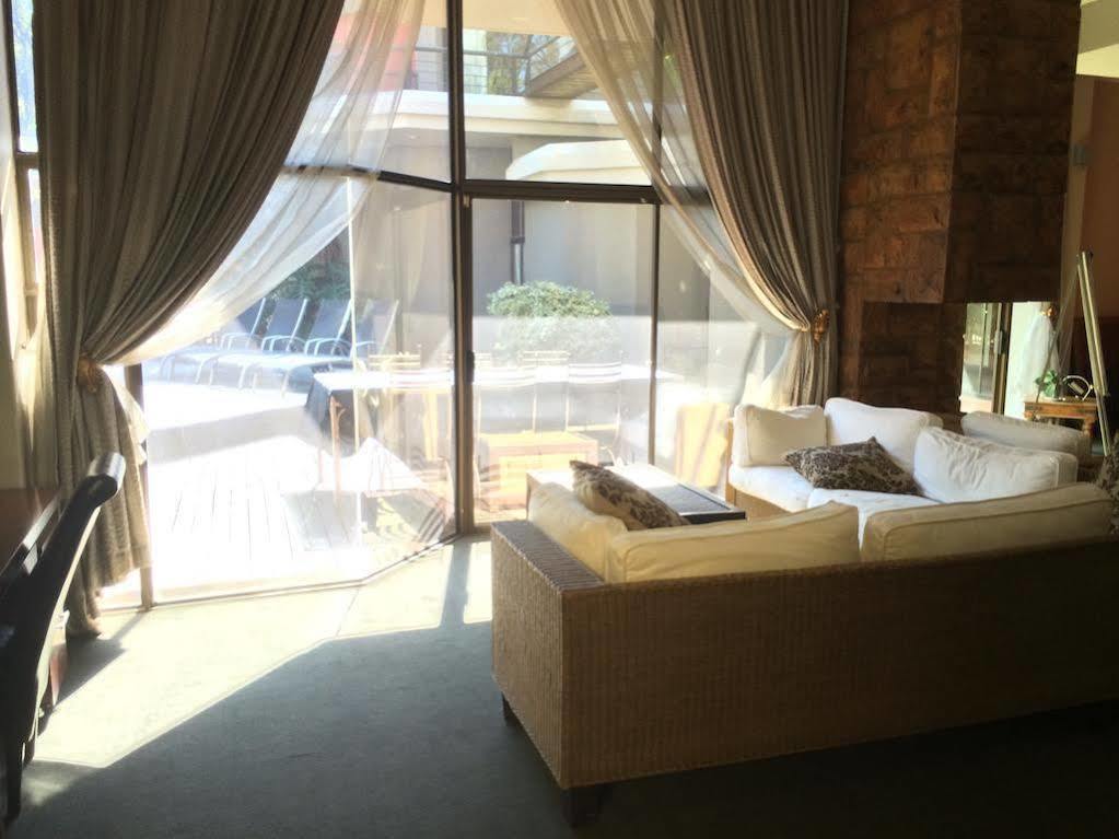 Villa Africa Boutique Hotel & Spa Претория Экстерьер фото